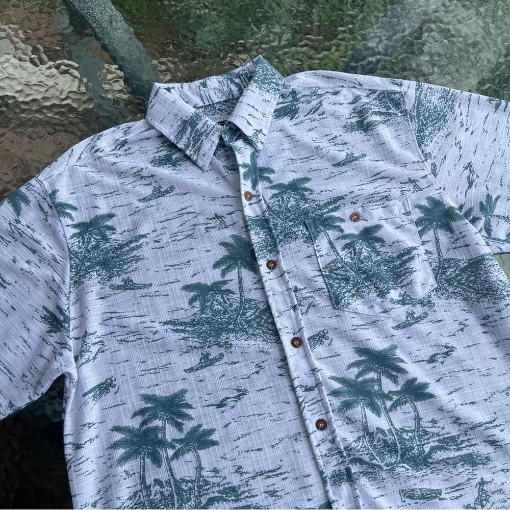 Nob Hill Casual Men's Teal and White Hawaiian Print Shirt B1